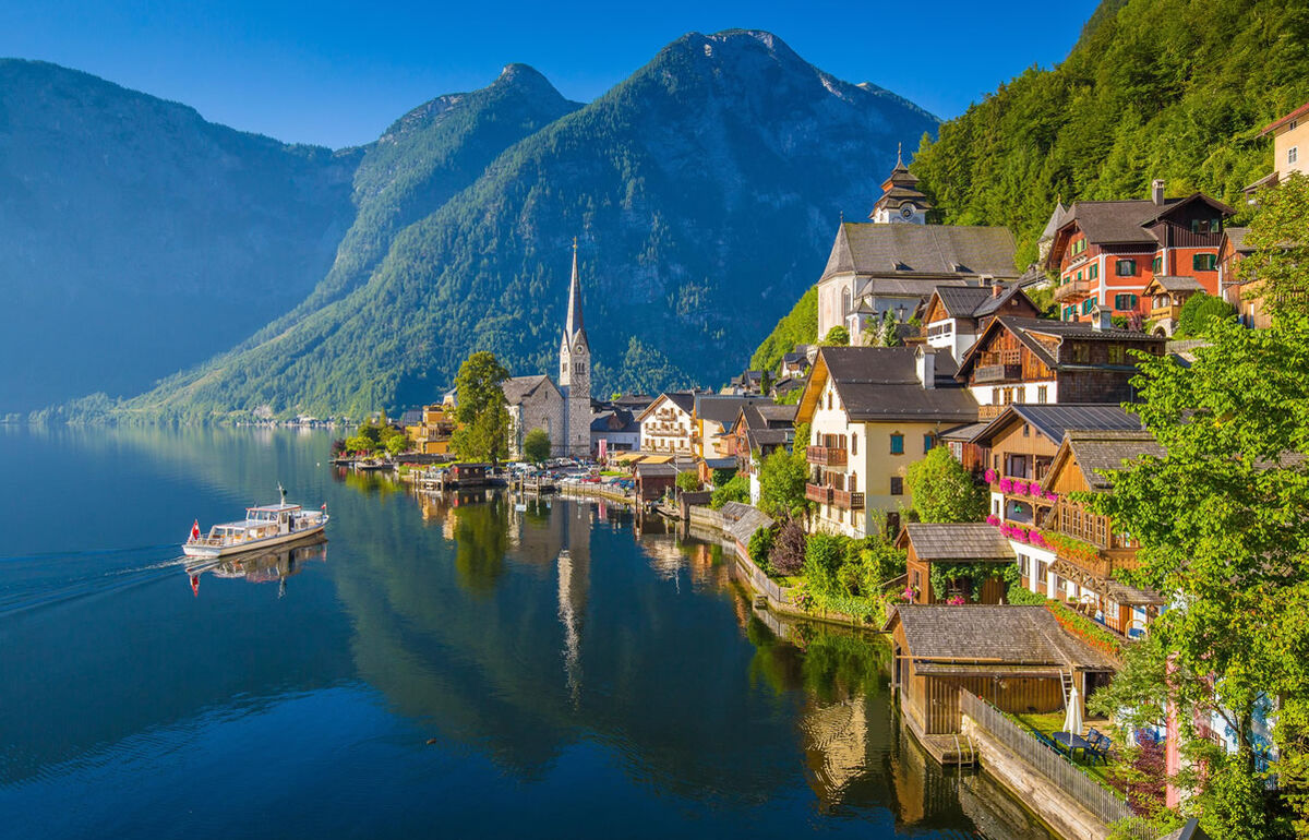Hallstättersee im Salzkammergut in Österreich