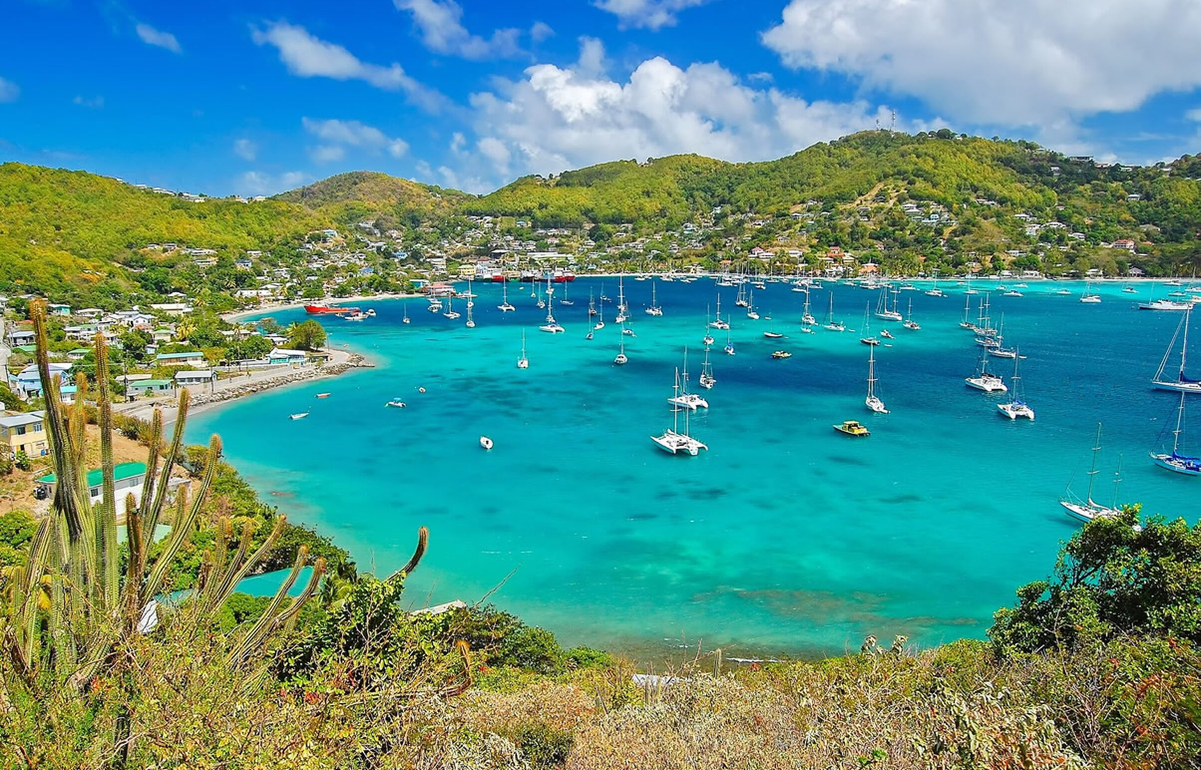 Hafen der Insel Bequia auf St. Vincent und die Grenadinen