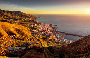 Sonnenaufgang nahe Santa Cruz auf La Palma