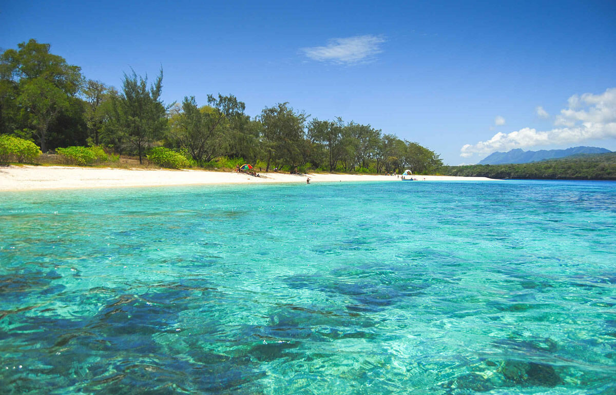 Tropischer Strand auf der Insel Jaco in Osttimor