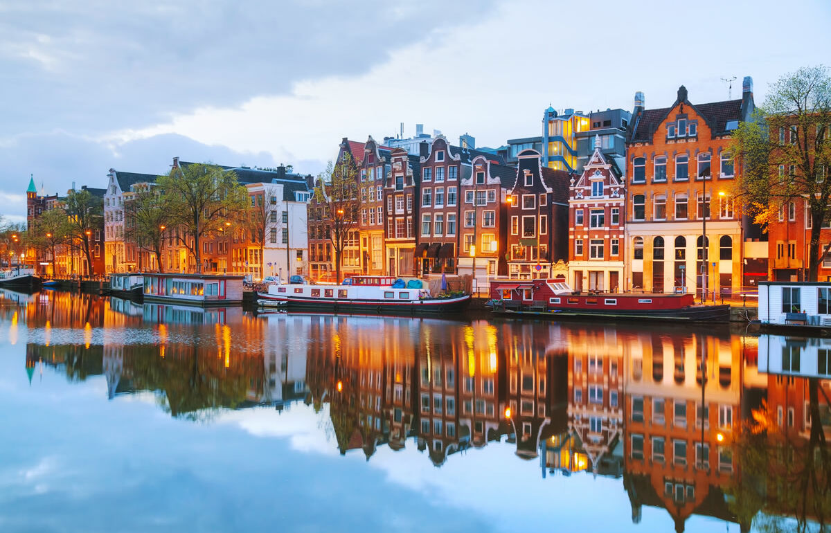 Abendstunde am Kanal in Amsterdam