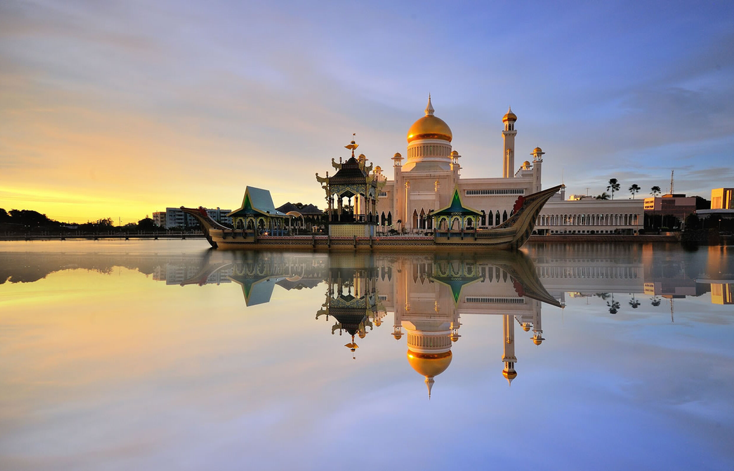 Sultan-Omar-Ali-Saifuddin-Moschee in Brunei