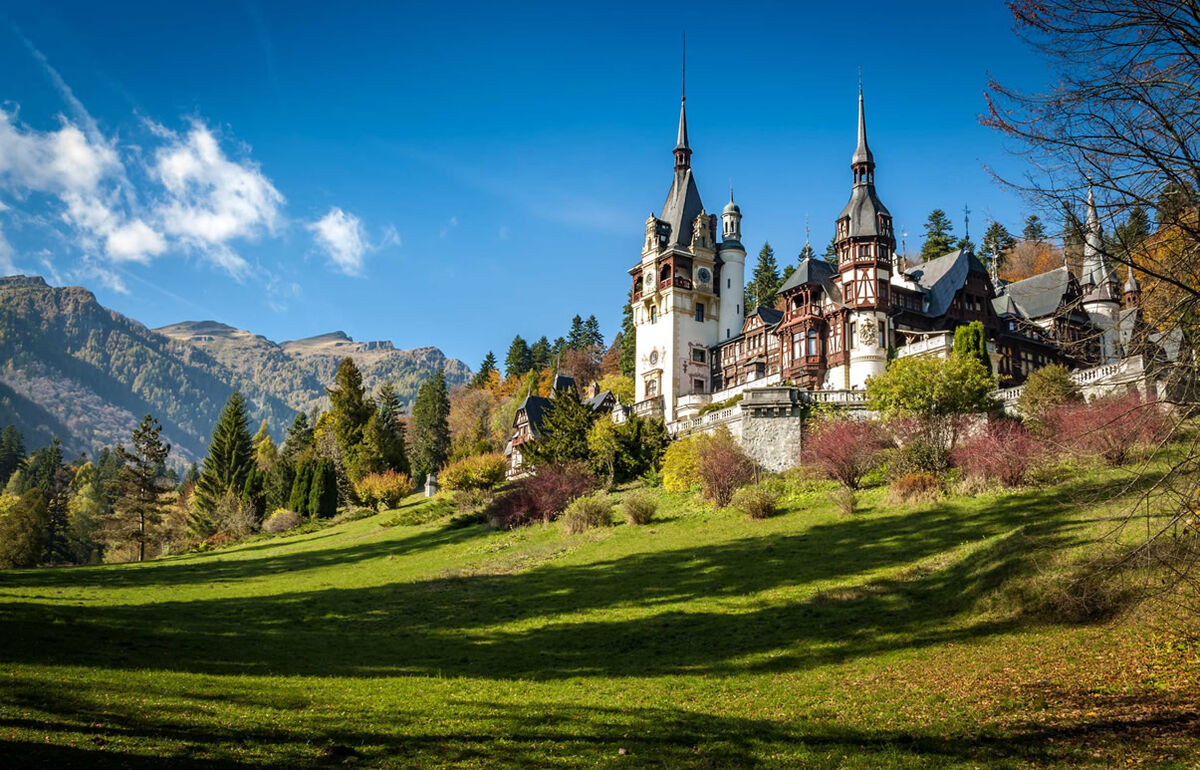 Schloss Peleș in der Stadt Sinala in Rumänien