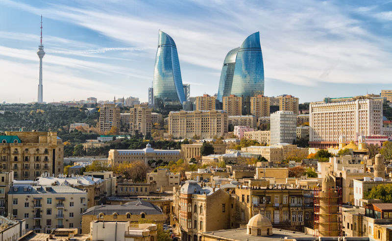 Panorama von Aserbaidschans Hauptstadt Baku